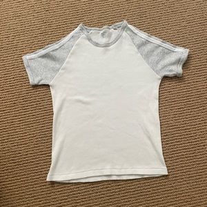 Brandy Melville Bella top